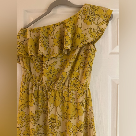 One Shoulder Ruffle Dress - Picture 3 of 3